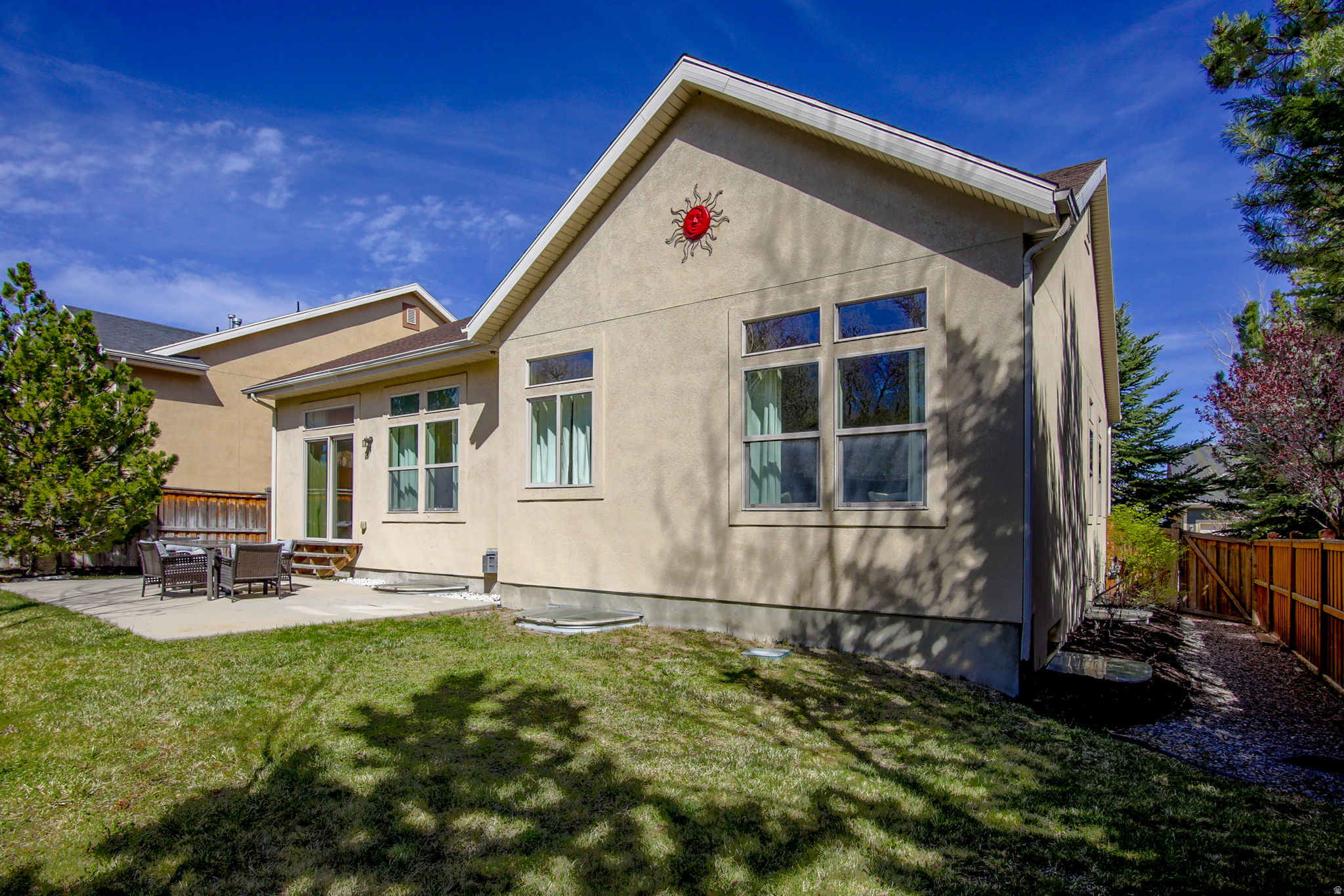 OAK VISTA - Residential