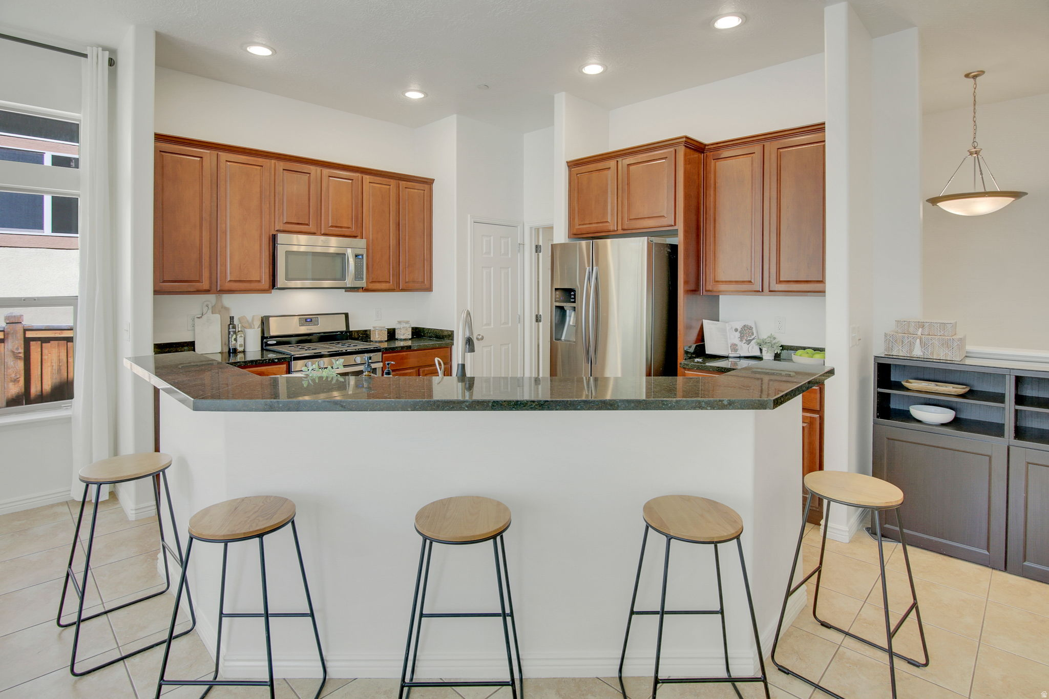 OAK VISTA - Residential