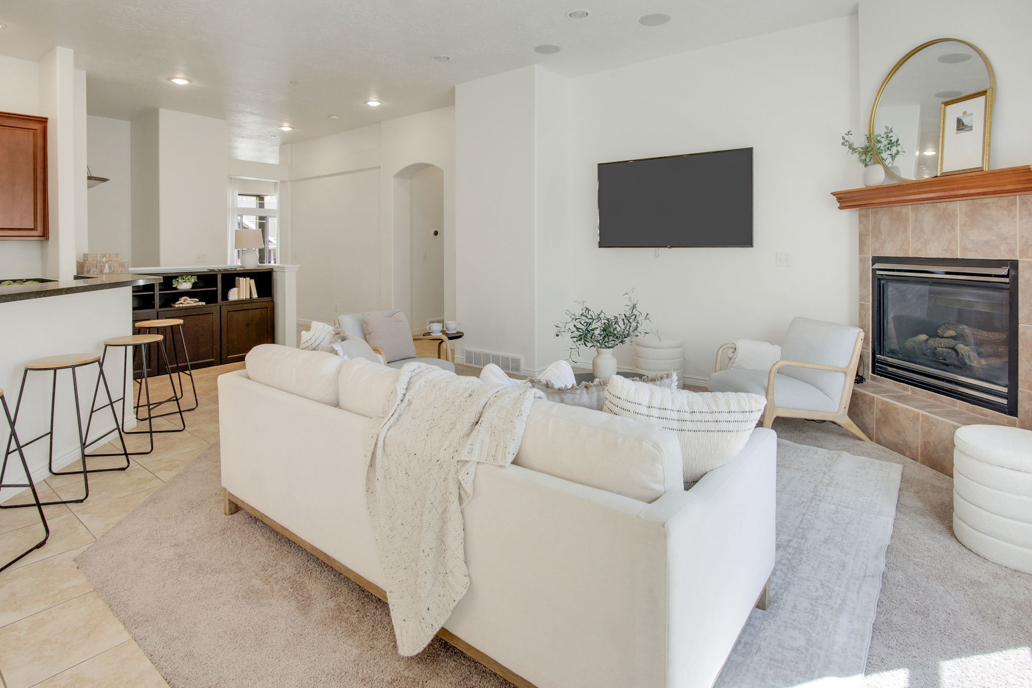 OAK VISTA - Residential