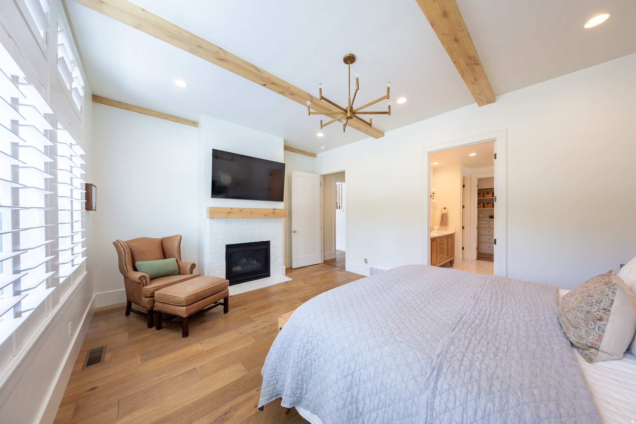 APPLEWOOD ACRES - Residential