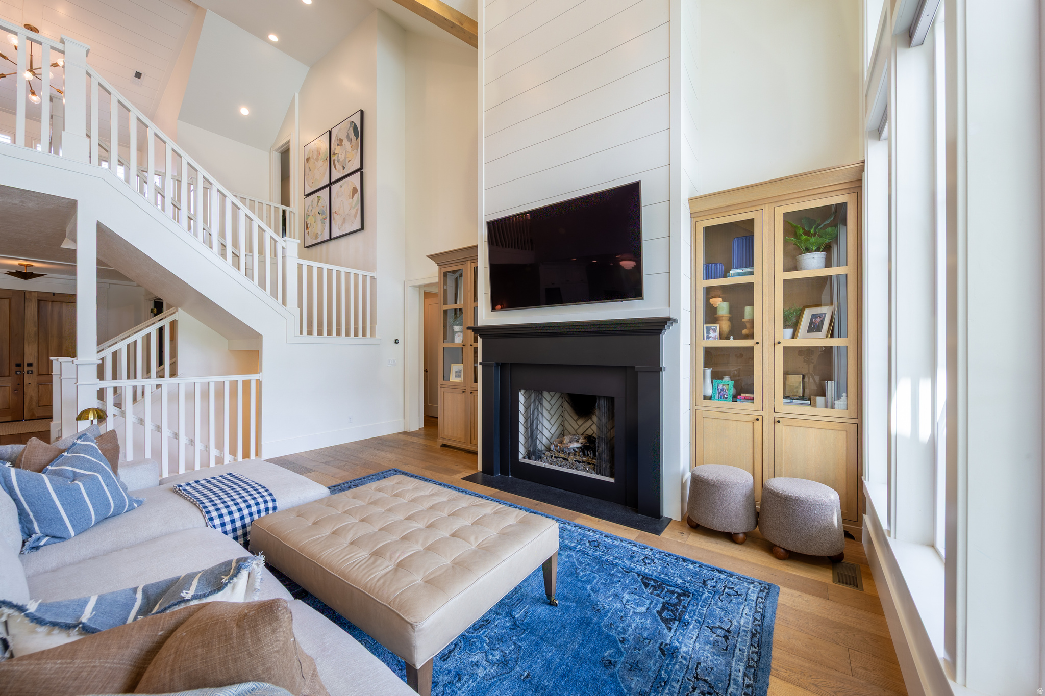 APPLEWOOD ACRES - Residential
