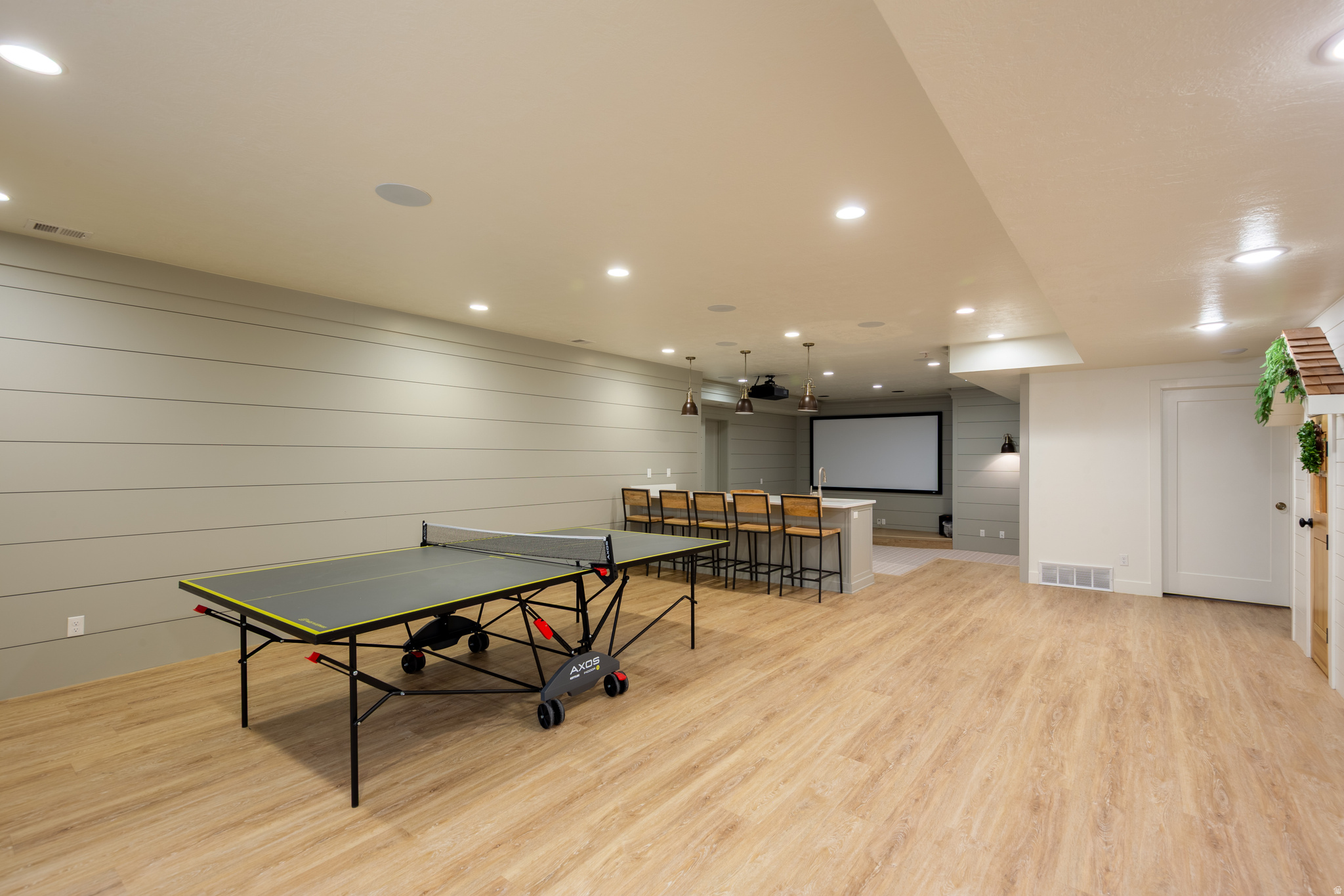 APPLEWOOD ACRES - Residential