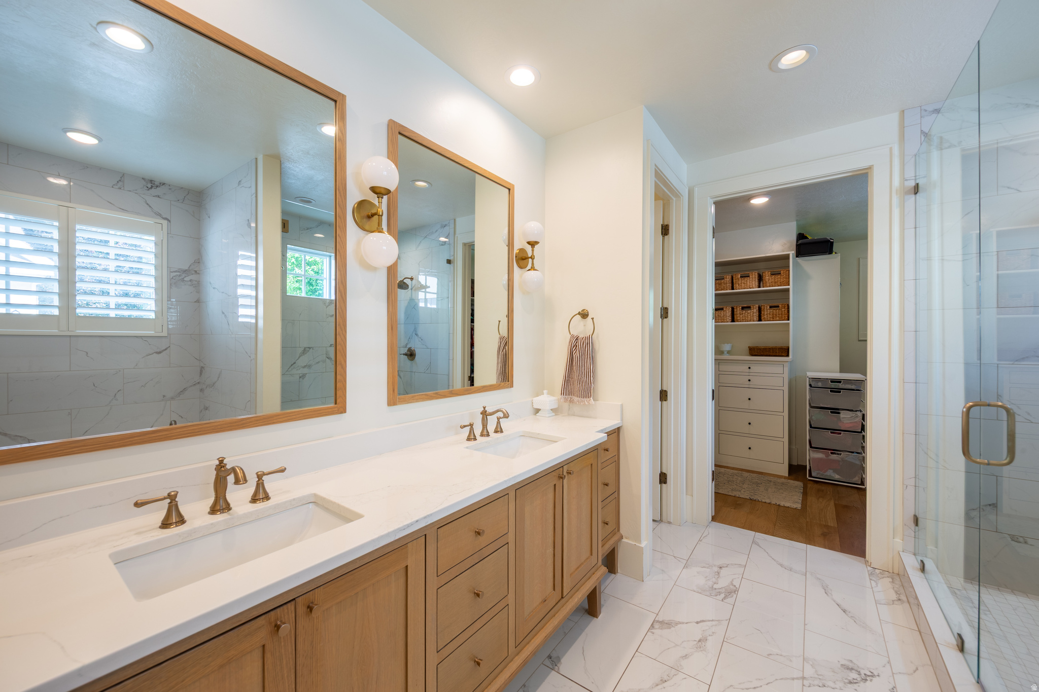 APPLEWOOD ACRES - Residential