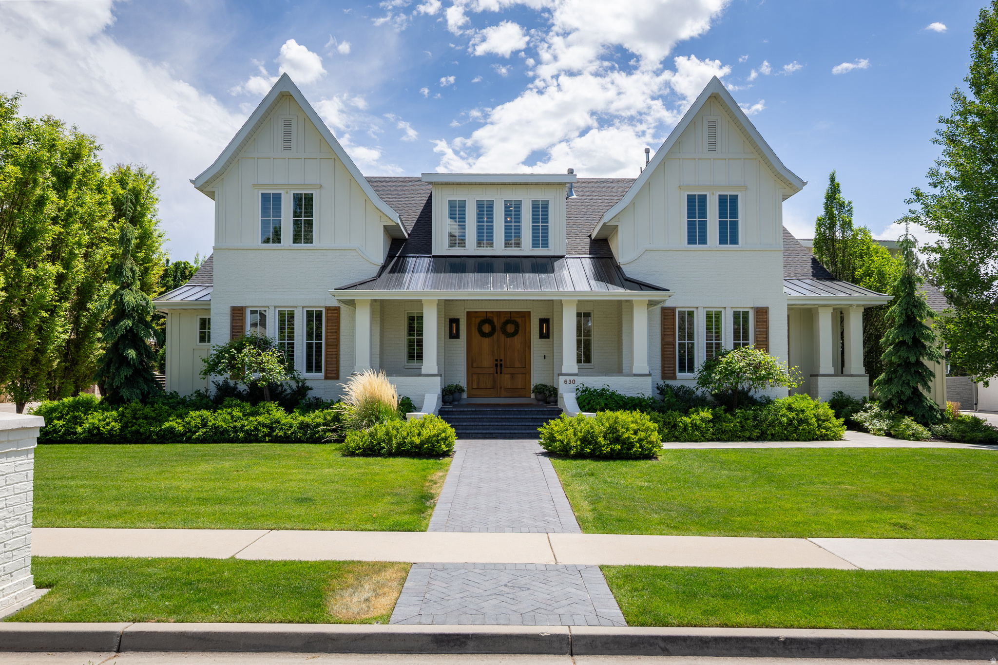 APPLEWOOD ACRES - Residential
