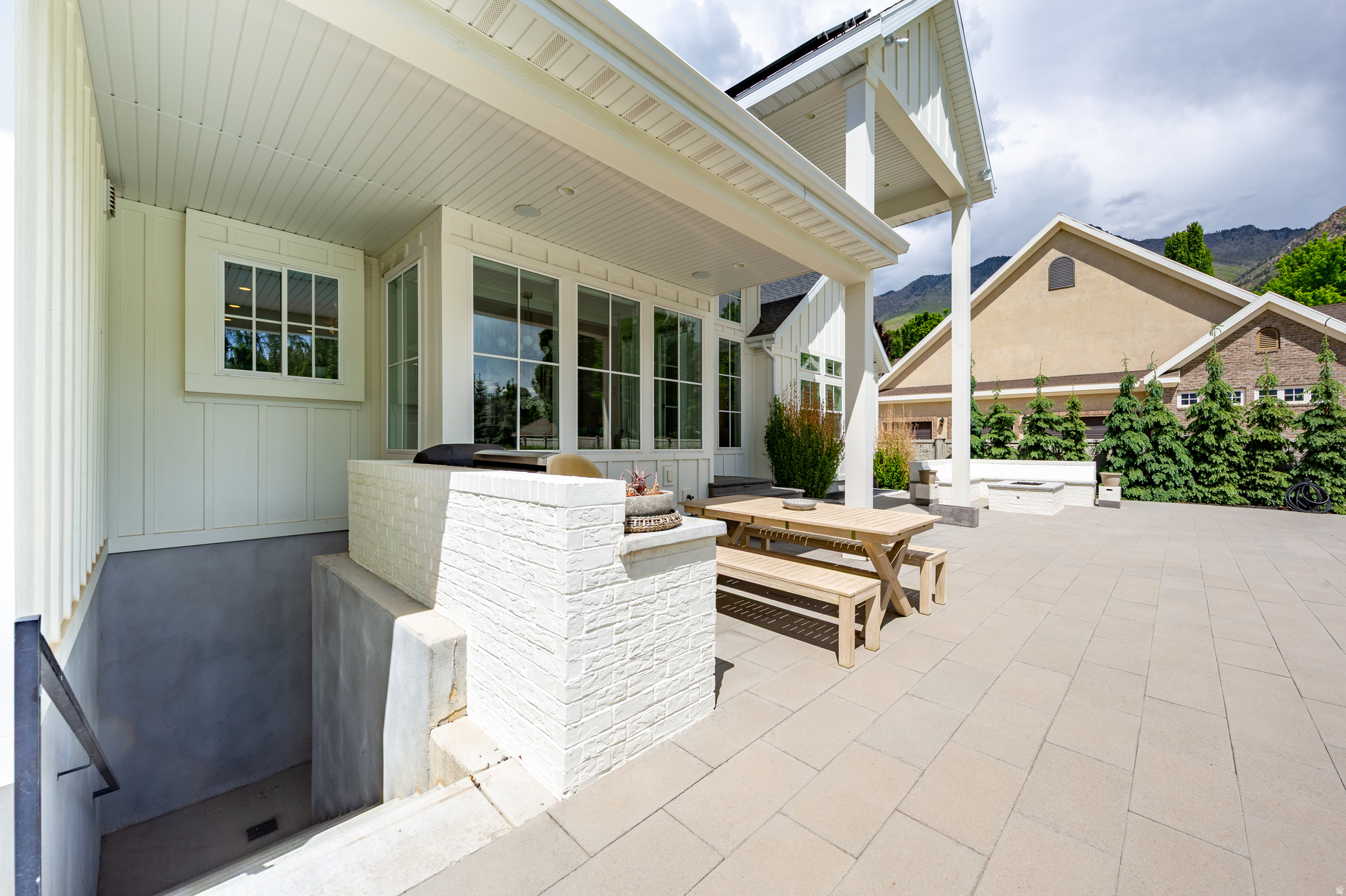 APPLEWOOD ACRES - Residential
