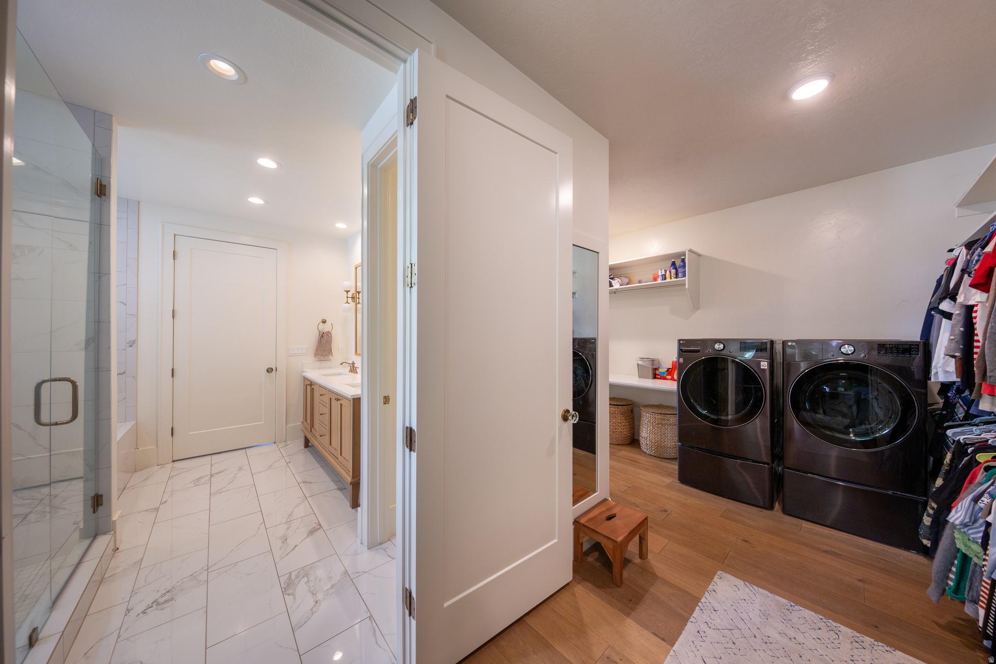 APPLEWOOD ACRES - Residential