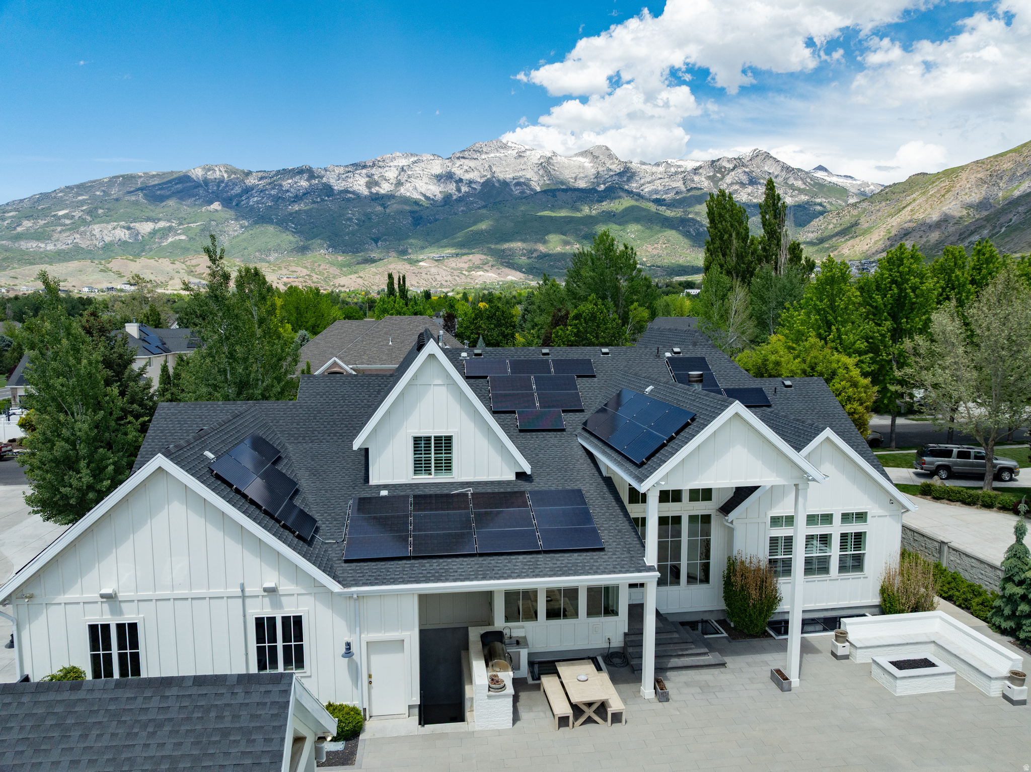 APPLEWOOD ACRES - Residential