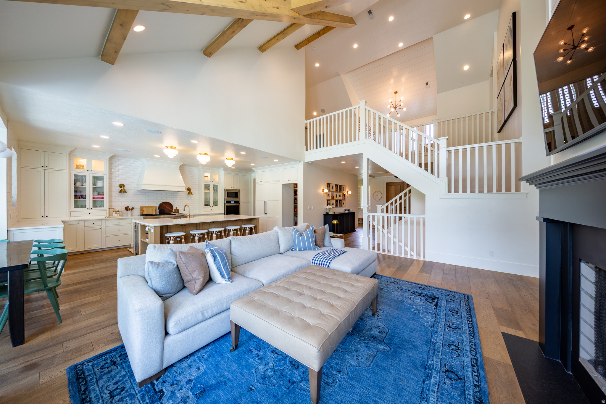 APPLEWOOD ACRES - Residential
