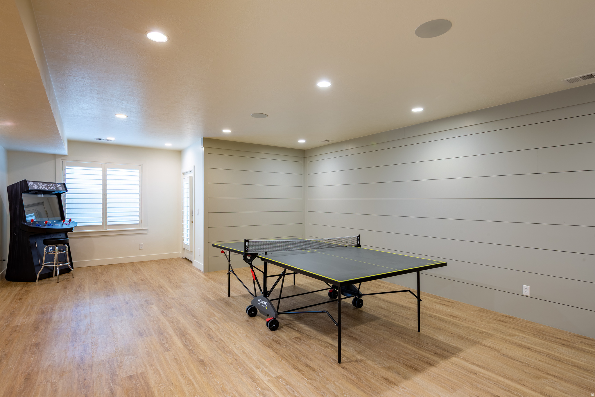 APPLEWOOD ACRES - Residential