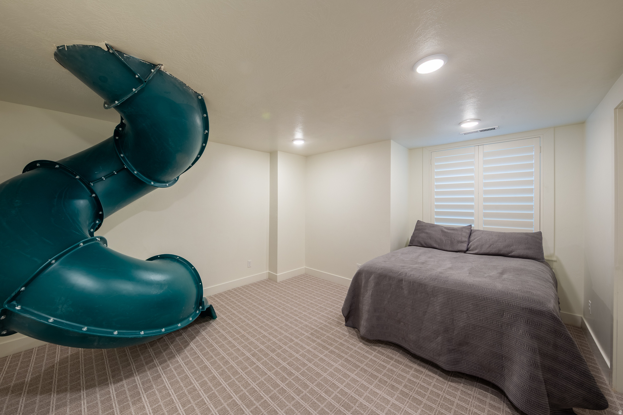 APPLEWOOD ACRES - Residential
