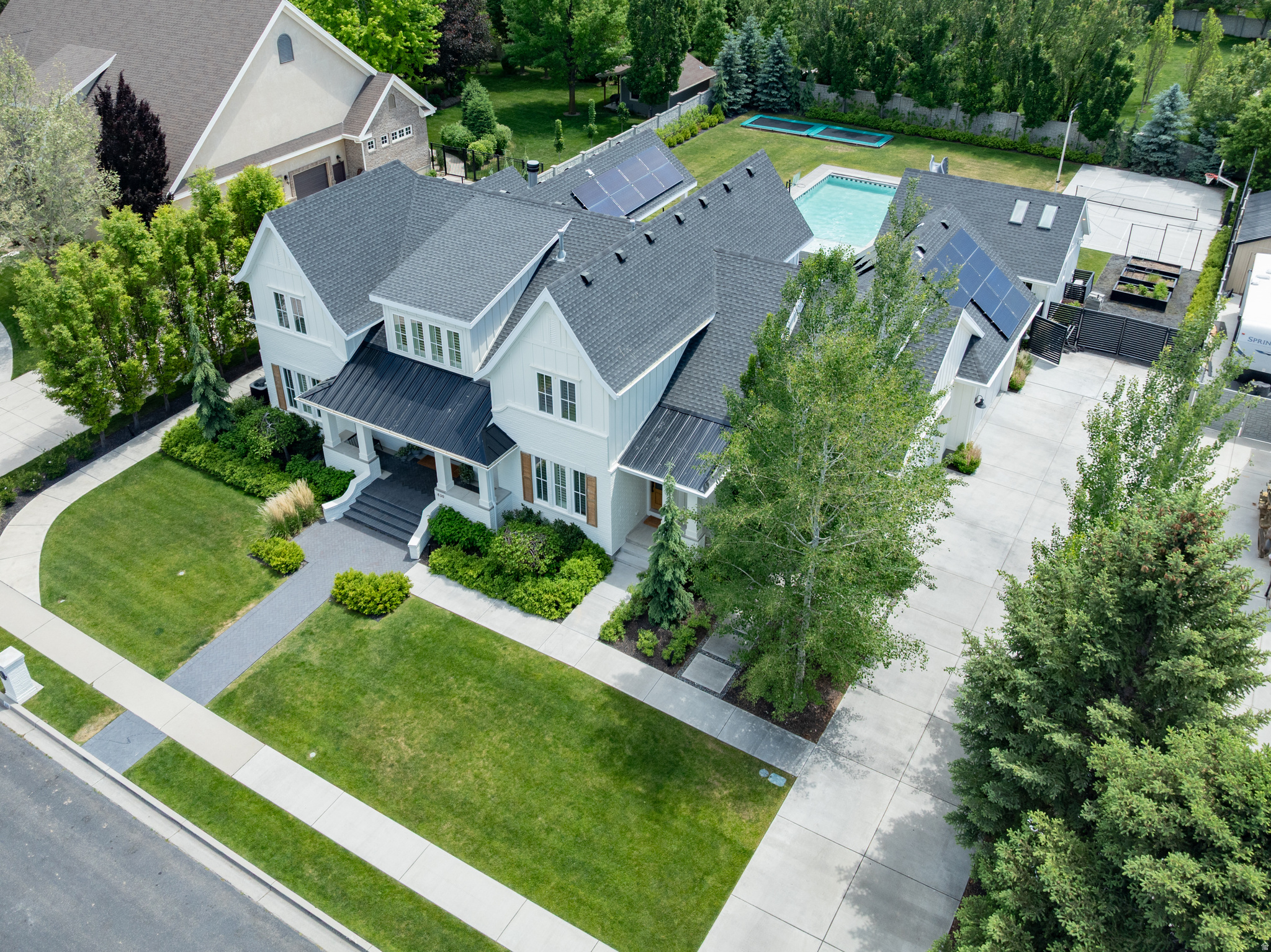 APPLEWOOD ACRES - Residential
