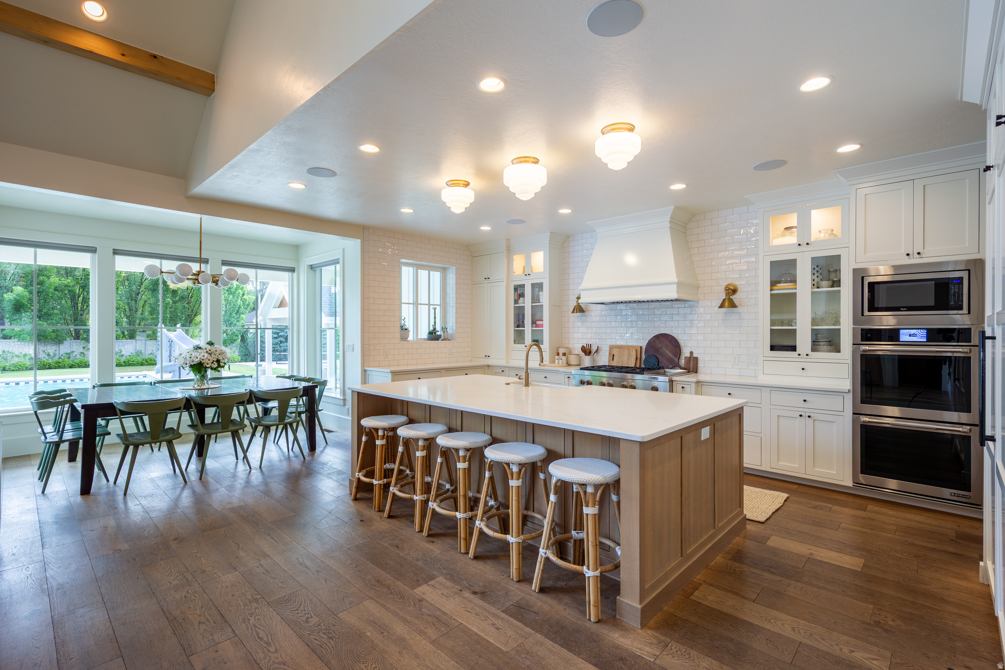 APPLEWOOD ACRES - Residential