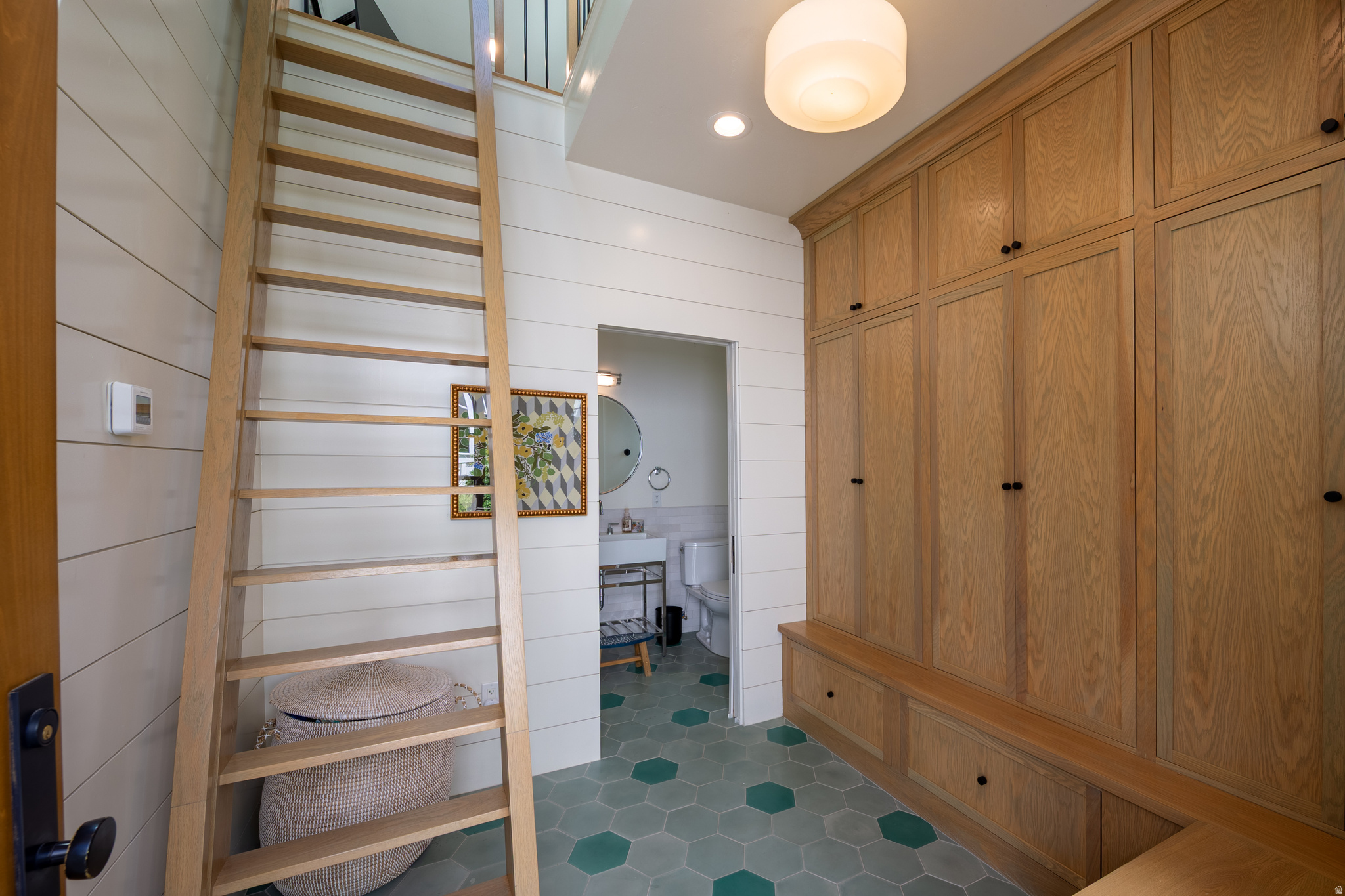 APPLEWOOD ACRES - Residential
