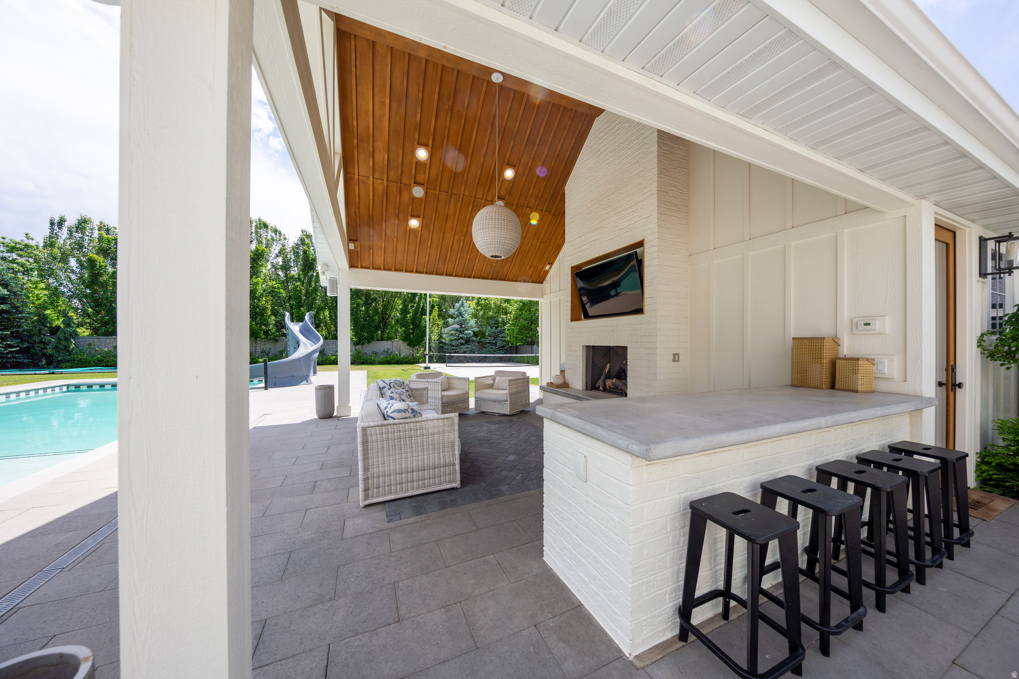 APPLEWOOD ACRES - Residential