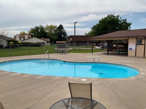 Tiny photo for 621 E COACHMAN WAY, Riverdale, UT 84405 (MLS # 2135096)