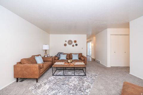 Tiny photo for 621 E COACHMAN WAY, Riverdale, UT 84405 (MLS # 2135096)