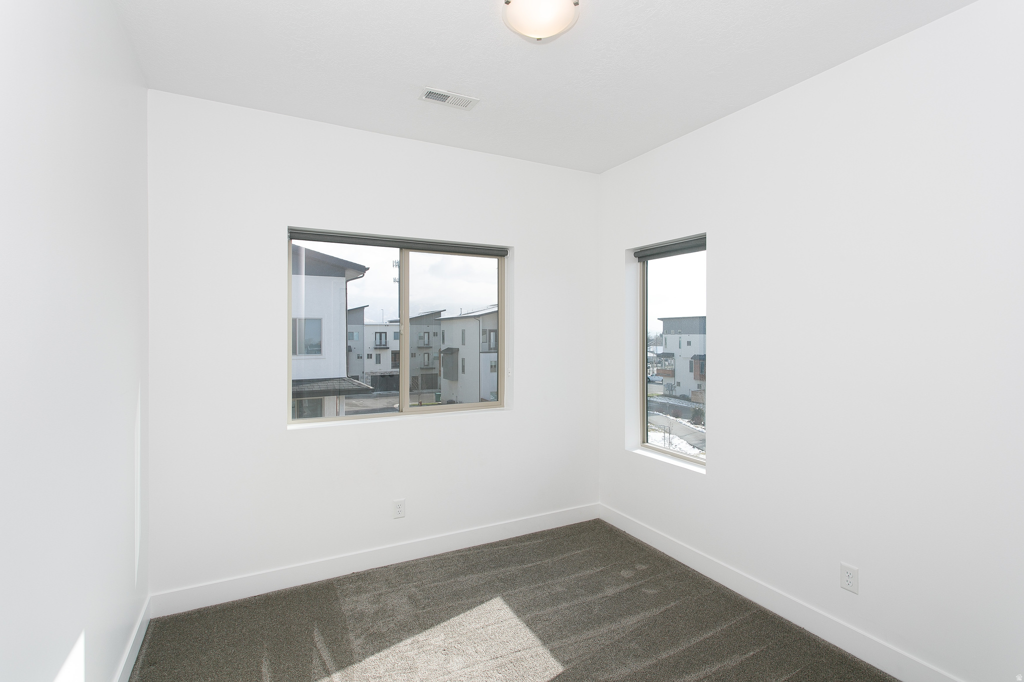 SUNRIVER TOWNHOMES P - Residential