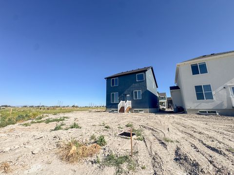Tiny photo for 2829 W GUERNSEY LN #218, Plain City, UT 84404 (MLS # 2162808)