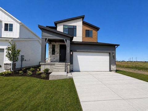 Photo of 2829 W GUERNSEY LN #218, Plain City, UT 84404 (MLS # 2162808)