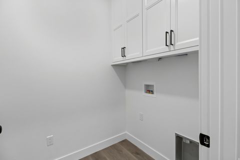 Tiny photo for 613 S 175 E, Hyde Park, UT 84318 (MLS # 2135610)