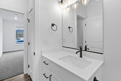 Tiny photo for 613 S 175 E, Hyde Park, UT 84318 (MLS # 2135610)