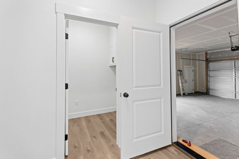 Tiny photo for 613 S 175 E, Hyde Park, UT 84318 (MLS # 2135610)