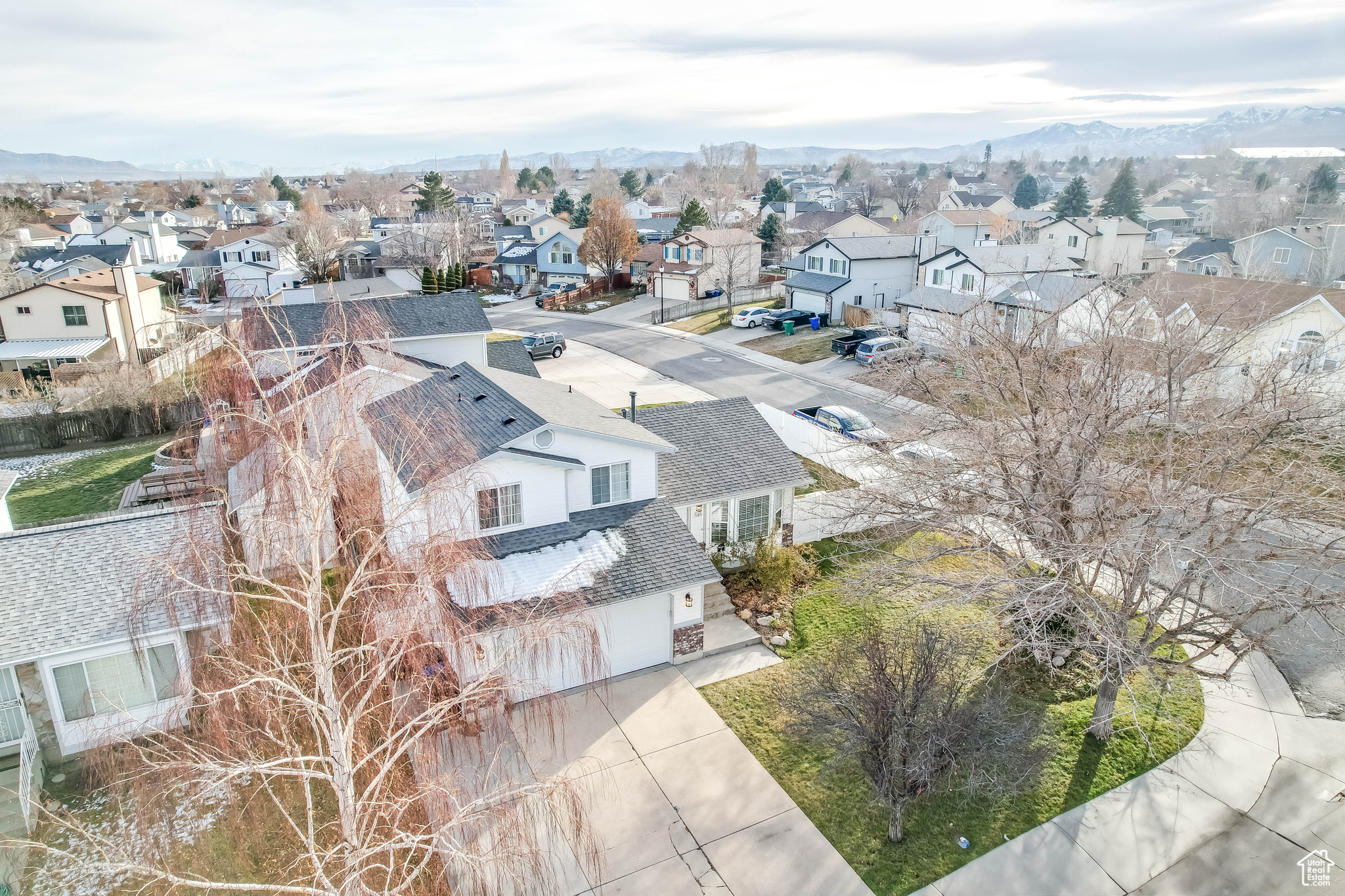 5185 W Wake Robin Dr, West Jordan, Utah image 35