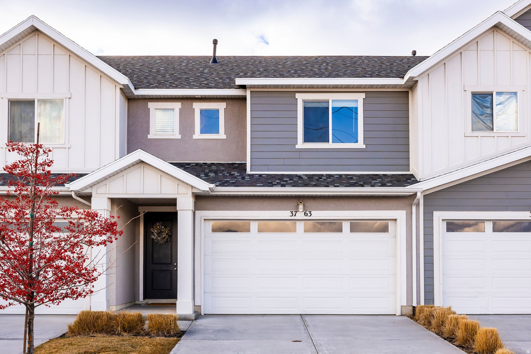 SALT POINT NORTHEAST TOWNHOMES - Residential