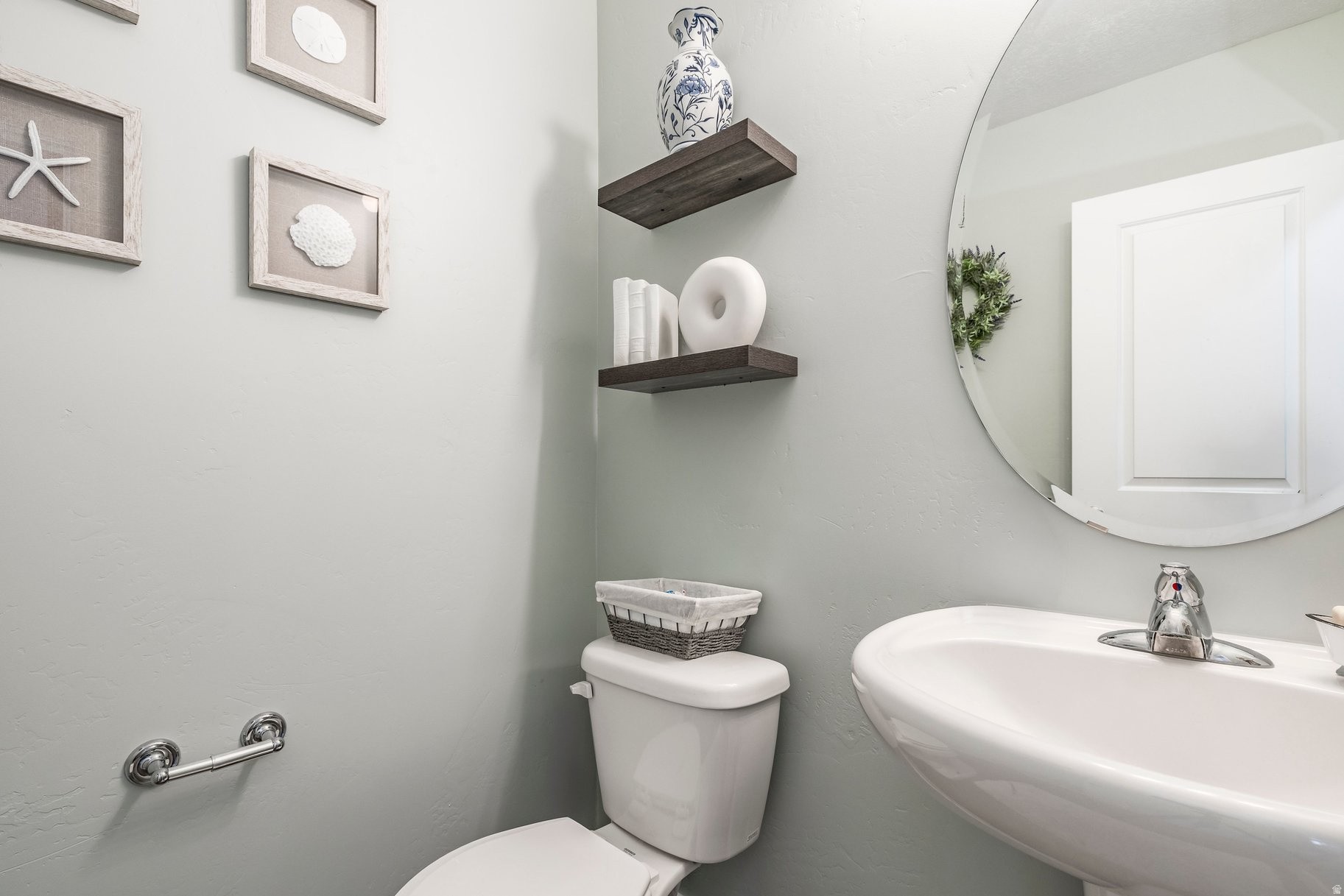 SALT POINT NORTHEAST TOWNHOMES - Residential