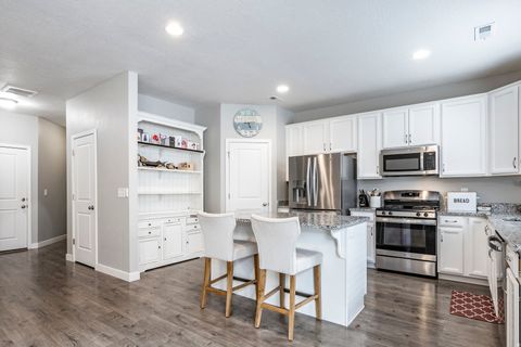 Tiny photo for 3763 S 3175 W, West Haven, UT 84401 (MLS # 2138437)