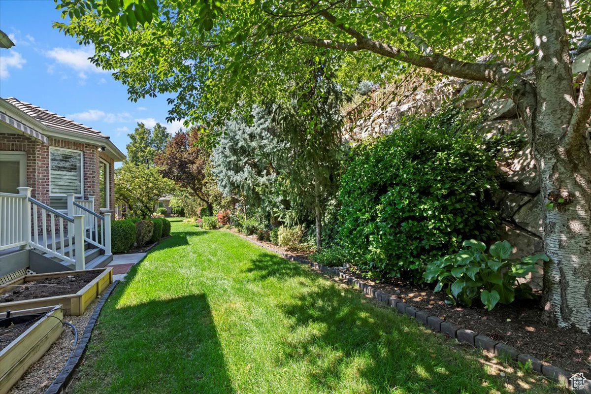QUAIL MEADOW AT TRI-CITY - Residential Income