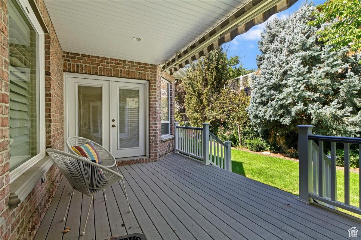 QUAIL MEADOW AT TRI-CITY - Residential Income