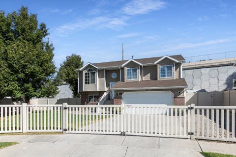 Tiny photo for 786 N 625 W, Clearfield, UT 84015 (MLS # 2180423)