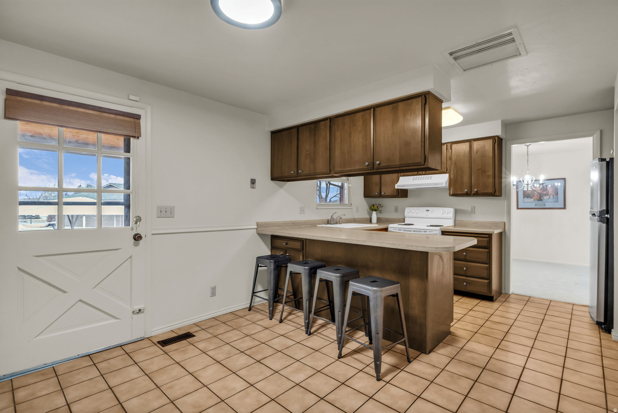 JAMESTOWN NO - Residential