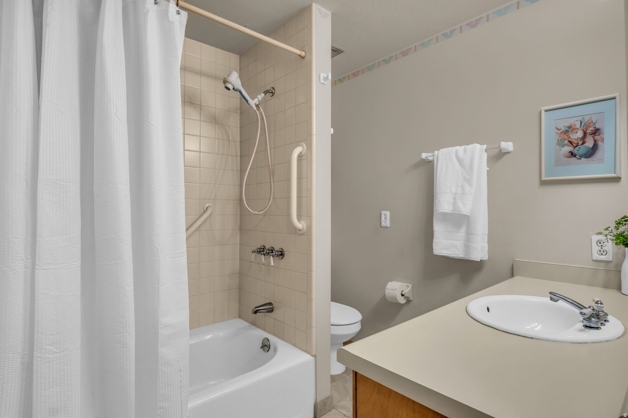 JAMESTOWN NO - Residential