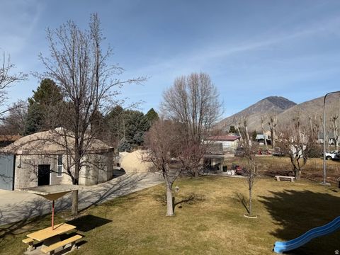 Tiny photo for 415 E MAPLE ST, Mapleton, UT 84664 (MLS # 2140211)