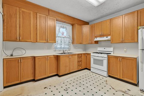 Tiny photo for 823 S 1000 E, Salt Lake City, UT 84102 (MLS # 2120179)