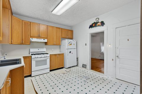 Tiny photo for 823 S 1000 E, Salt Lake City, UT 84102 (MLS # 2120179)