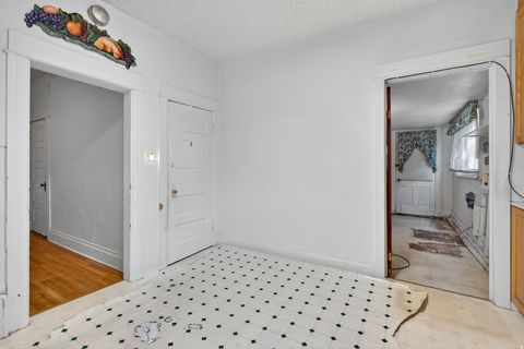 Tiny photo for 823 S 1000 E, Salt Lake City, UT 84102 (MLS # 2120179)
