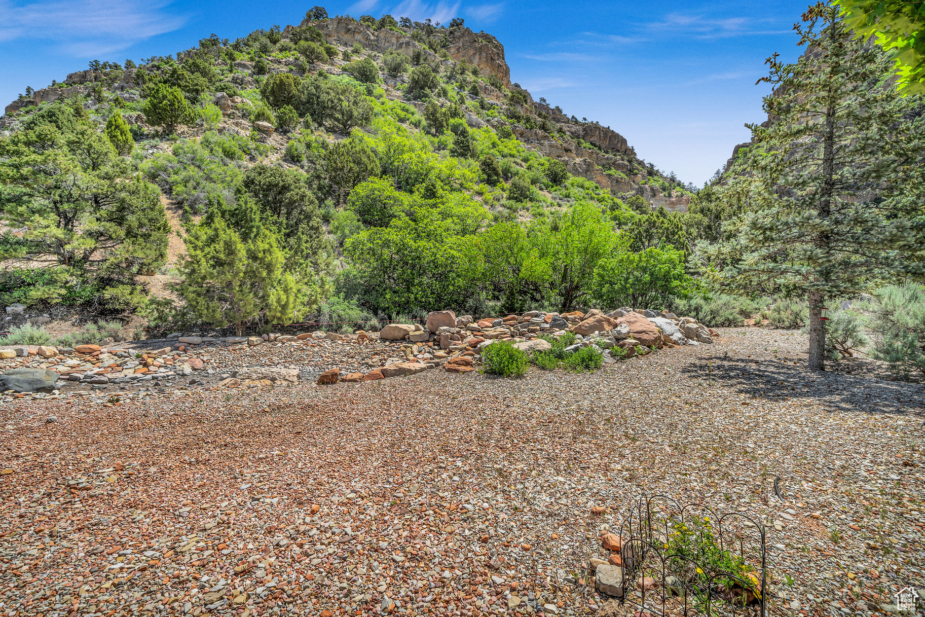 2229 S Chekshani, New Harmony, Utah image 36