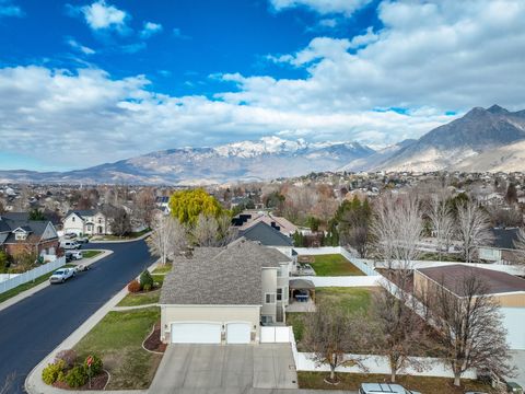 Tiny photo for 9752 N DORCHESTER DR W, Cedar Hills, UT 84062 (MLS # 2124627)