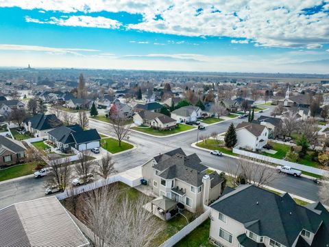 Tiny photo for 9752 N DORCHESTER DR W, Cedar Hills, UT 84062 (MLS # 2124627)