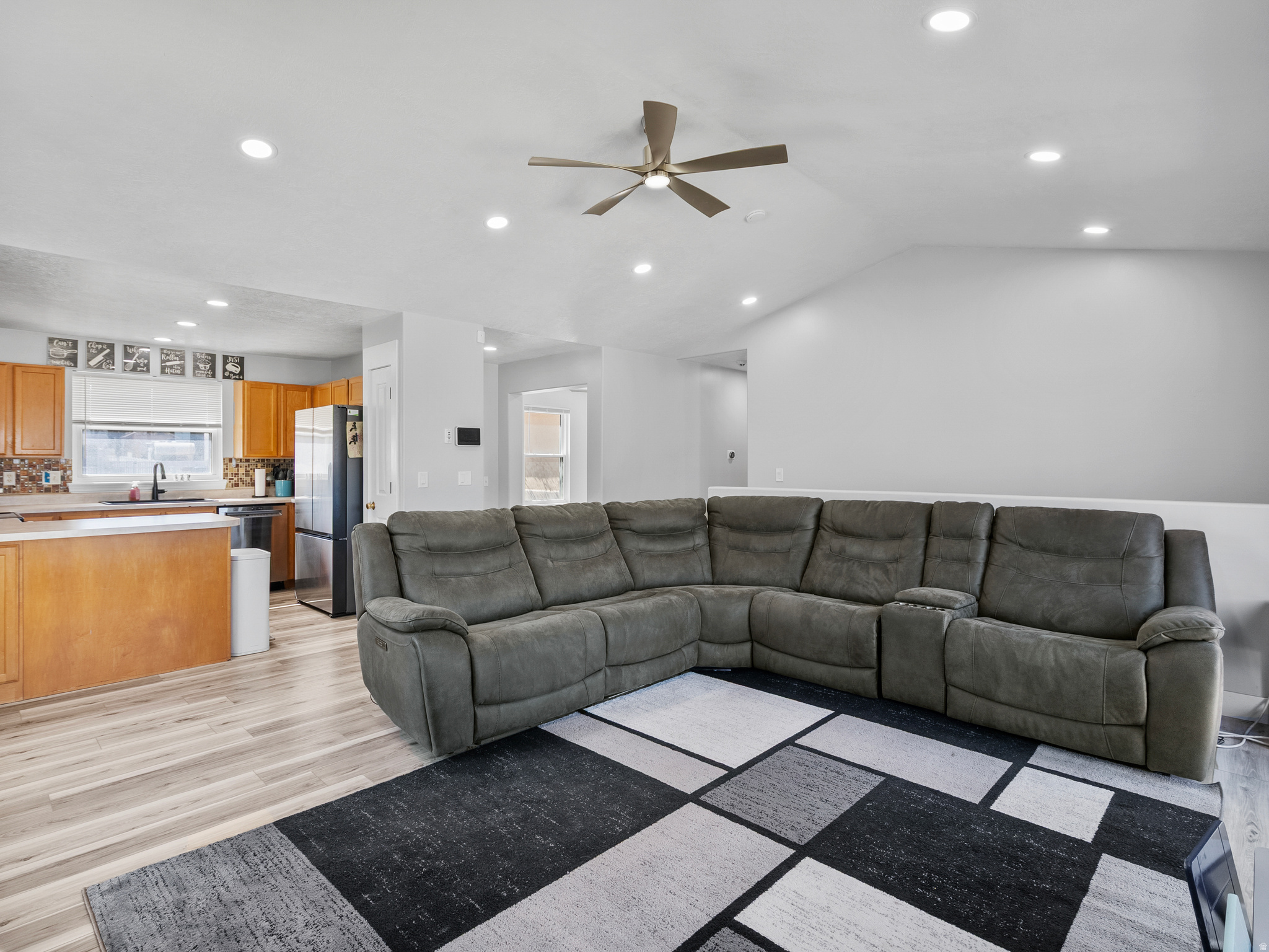 ESTATE AT ROSE CREEK - Residential