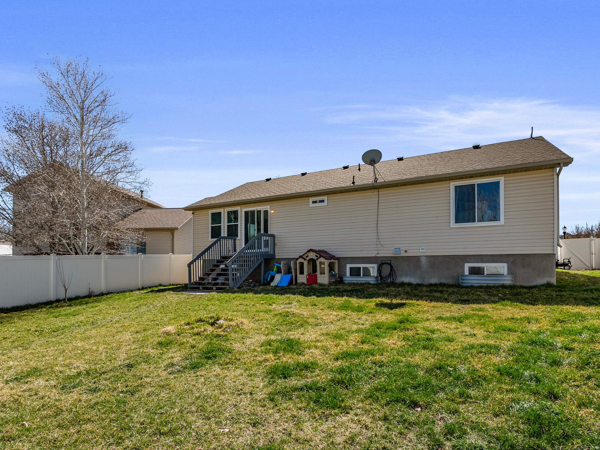 ESTATE AT ROSE CREEK - Residential