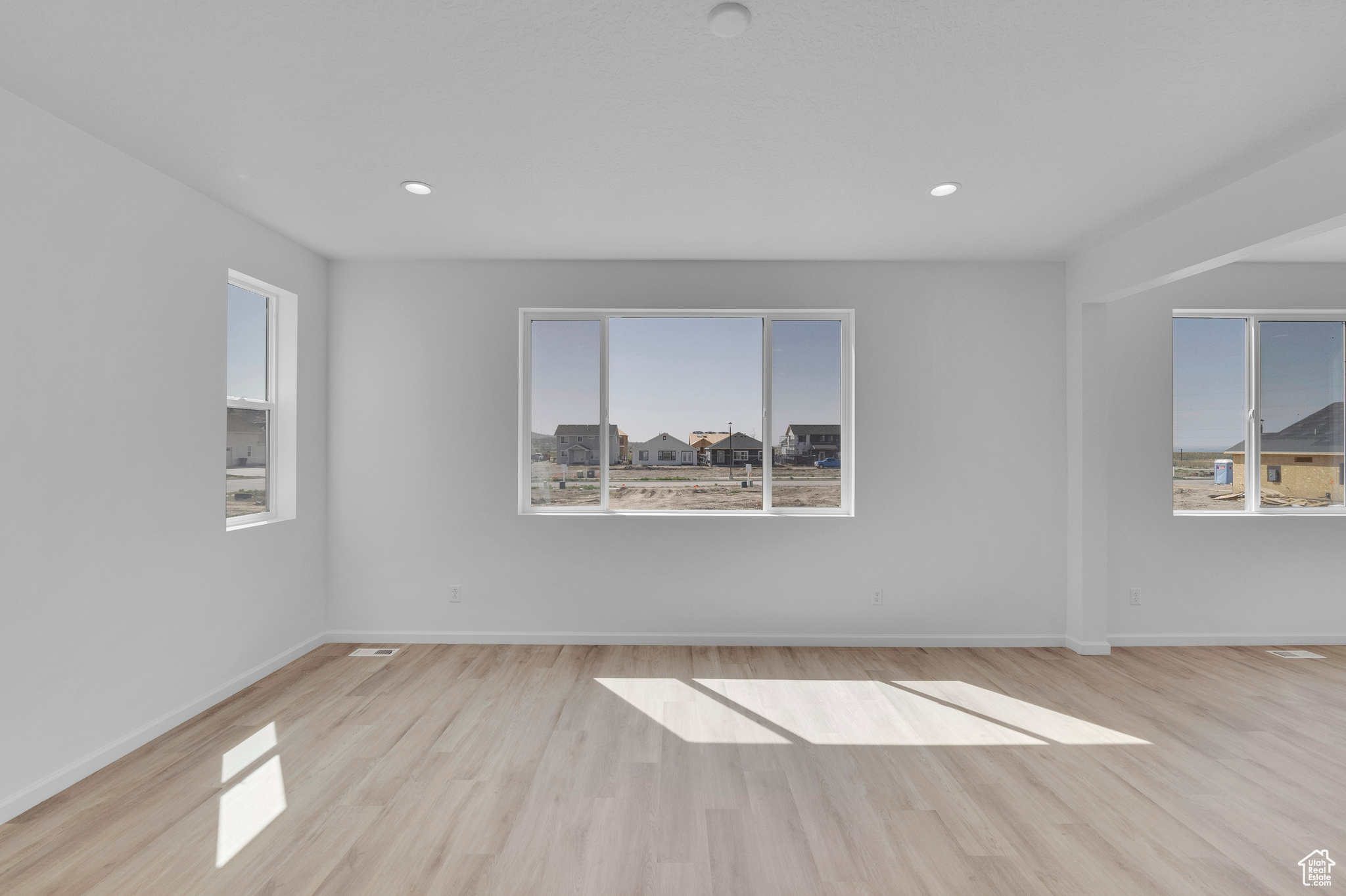 DEER RUN - Residential