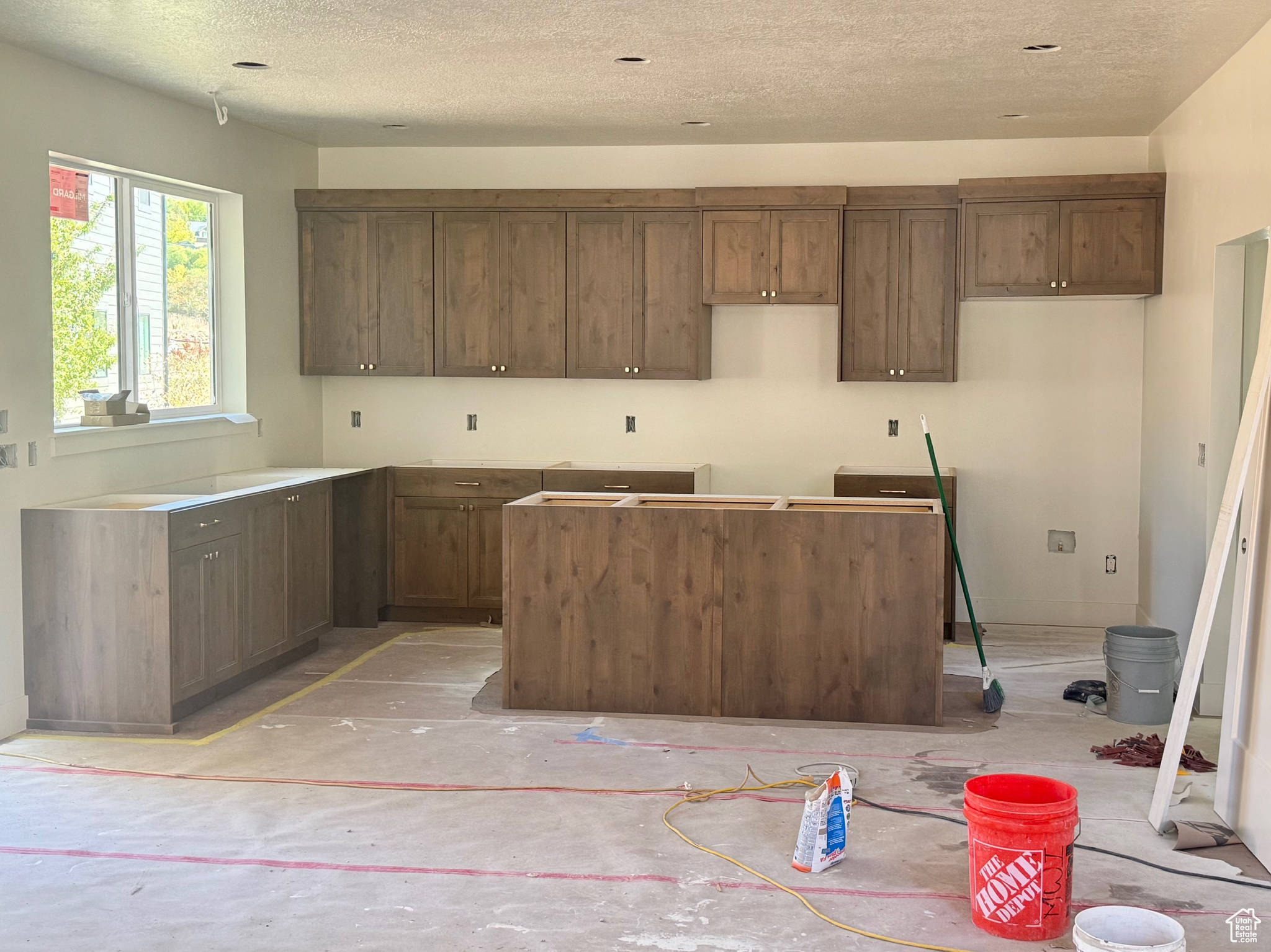 THE VILLAGE AT WOLF CREEK - Residential
