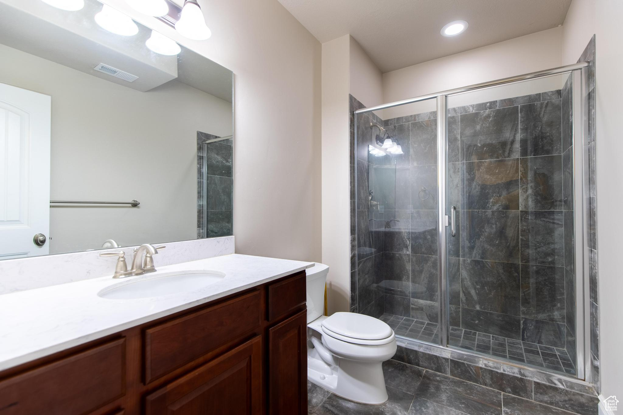 ELBOW ROOM EST 8 - Residential
