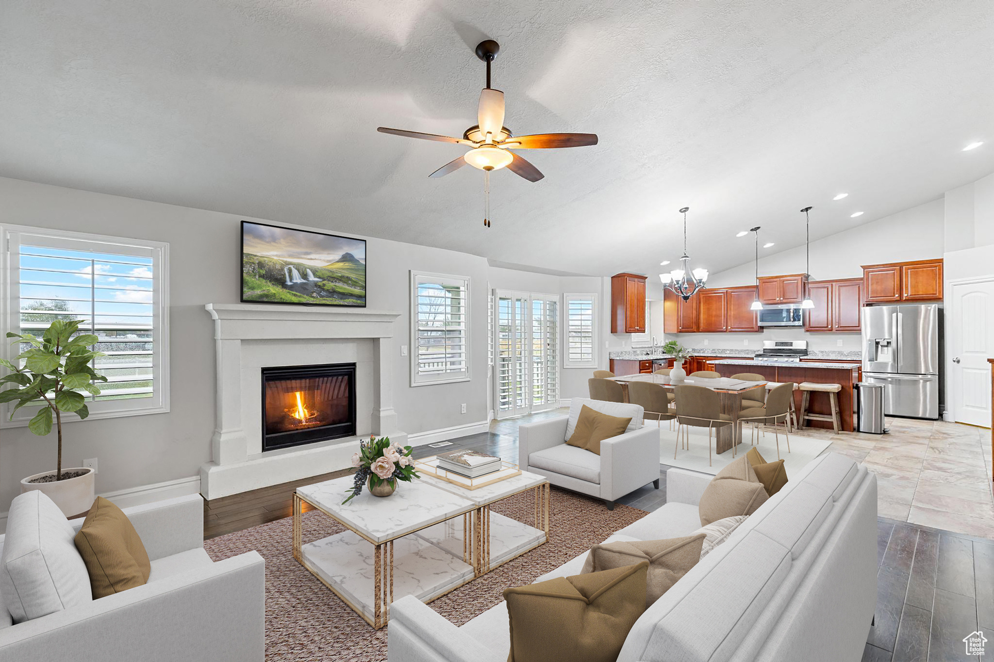 ELBOW ROOM EST 8 - Residential