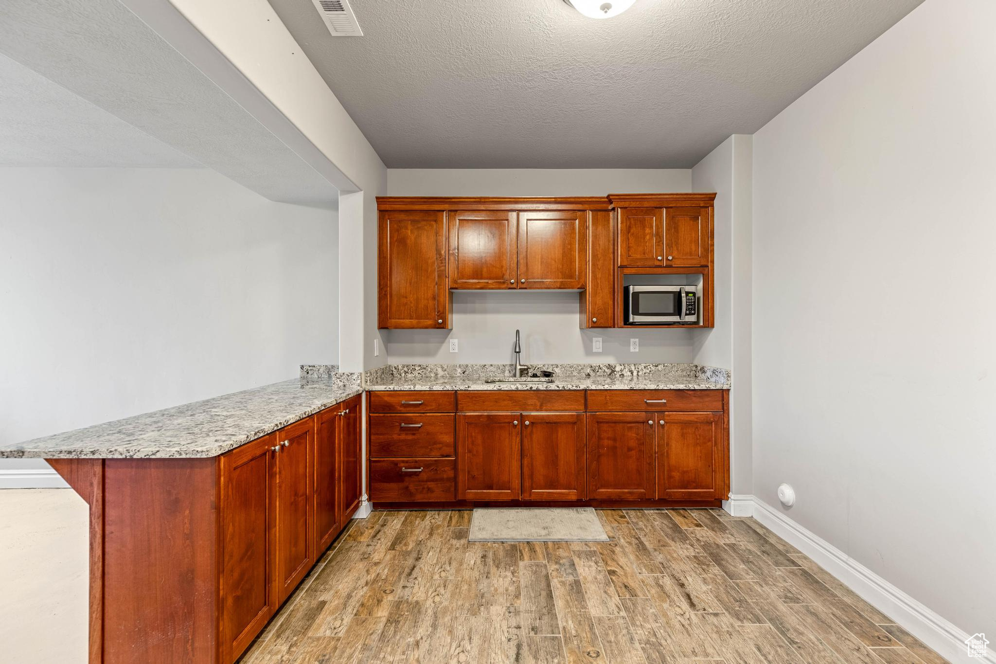 ELBOW ROOM EST 8 - Residential