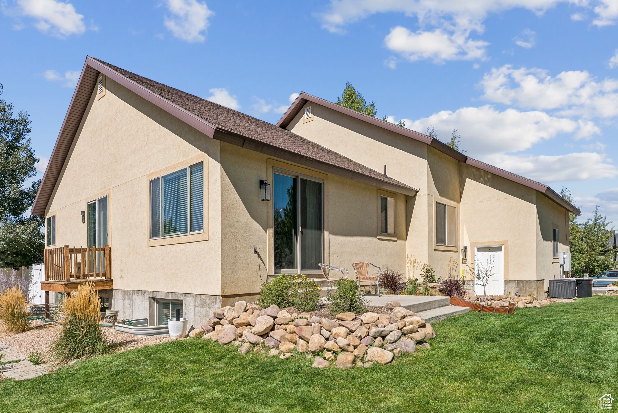 GRASSY CREEK - Residential